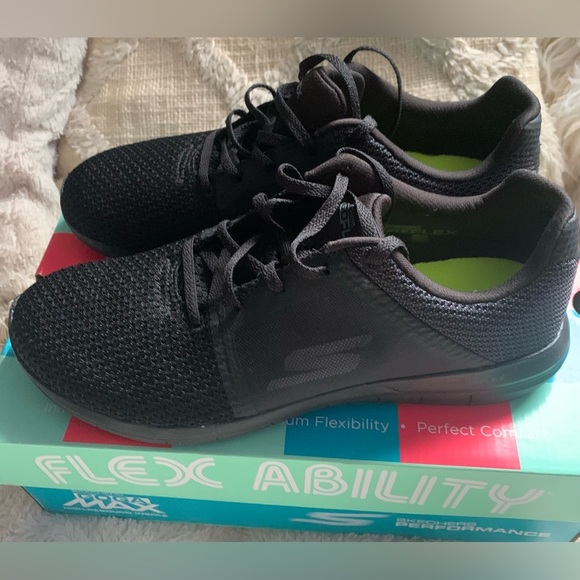 Skechers Gogo Max Women's Sz 10 Max Cushioning Athletic Low Top Sneakers Shoes - Picture 4 of 7